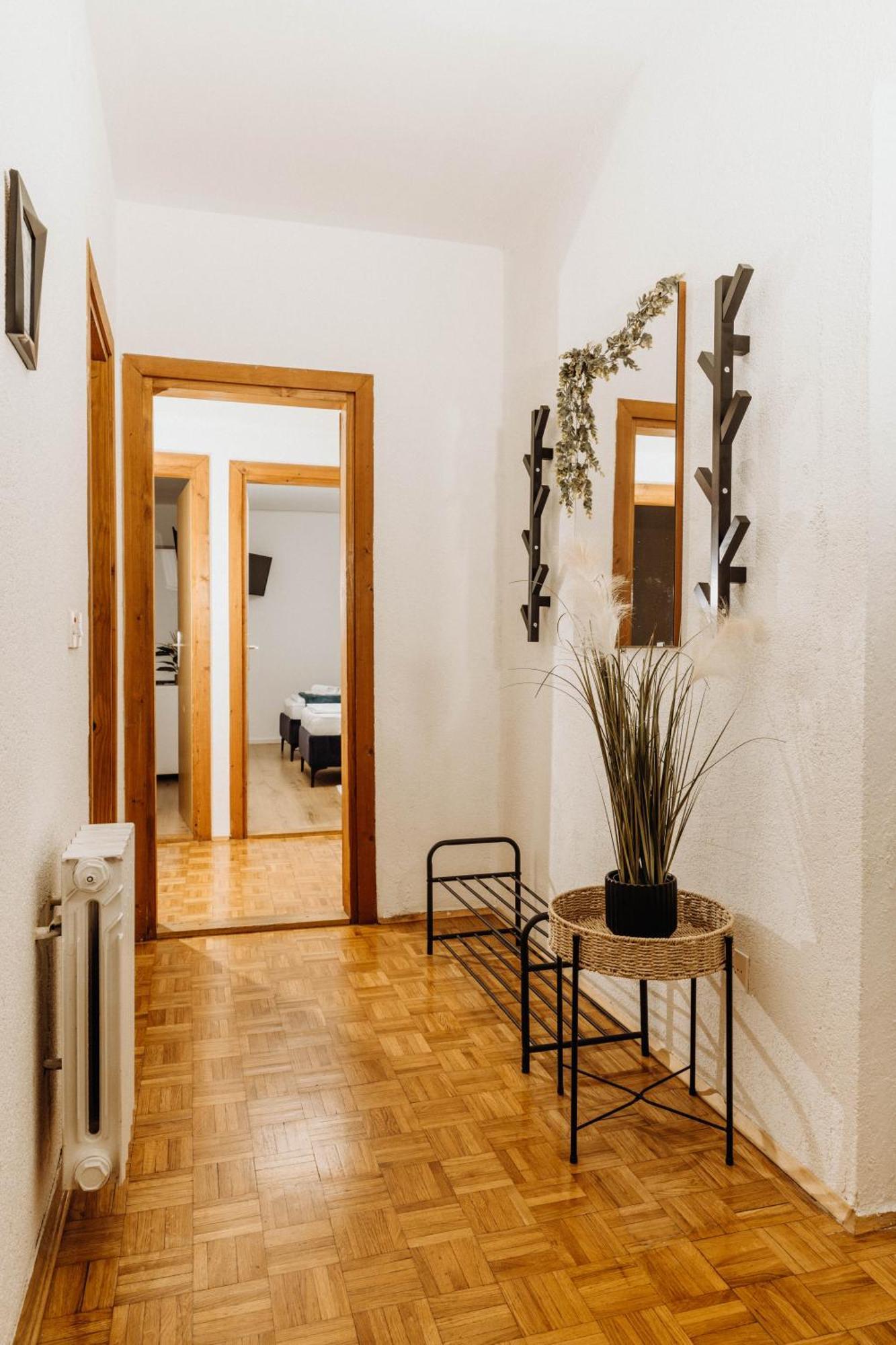Tihana Apartment *