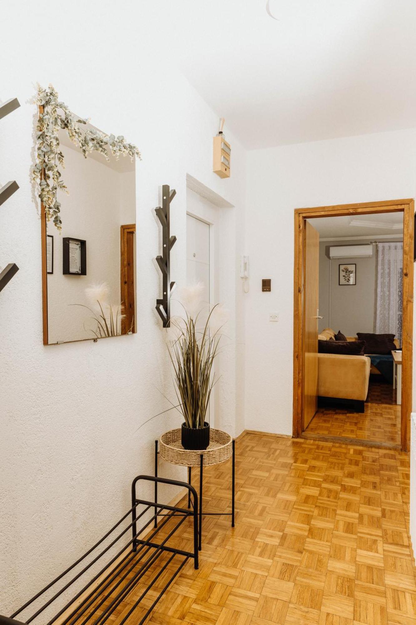 Apartment Tihana *